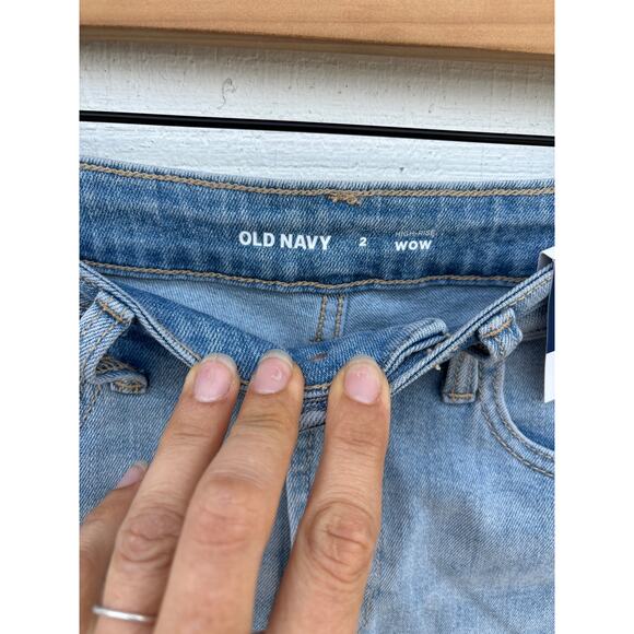 NWT Old Navy High Rise WOW Inseam 2" Shorts, Sz 2 - Picture 4 of 5